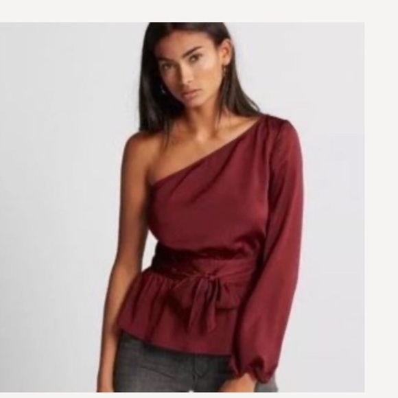 express one shoulder top